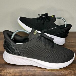 Kizik Athens Mens 9 / W 10.5 Black Hands Free Lace Up Athletic Shoes WORN ONCE